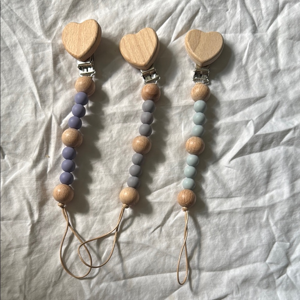 Wooden Heart and silicone beaded Pacifier Clips - Purple and Gray